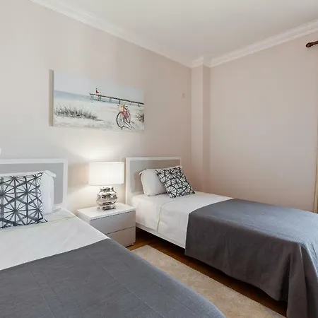 Big Sunny Terrace 2bd Apart Parque Nacoes-lisbon Lisbona