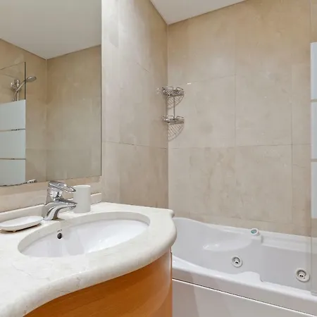 Appartamento Big Sunny Terrace 2bd Apart Parque Nacoes-lisbon